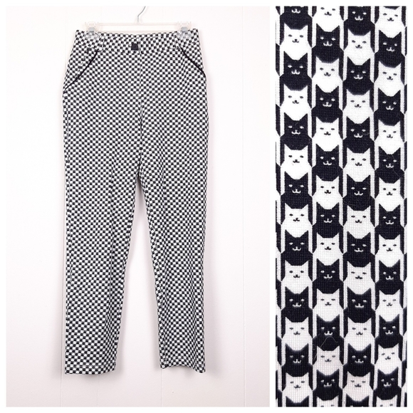 beta brand catstooth